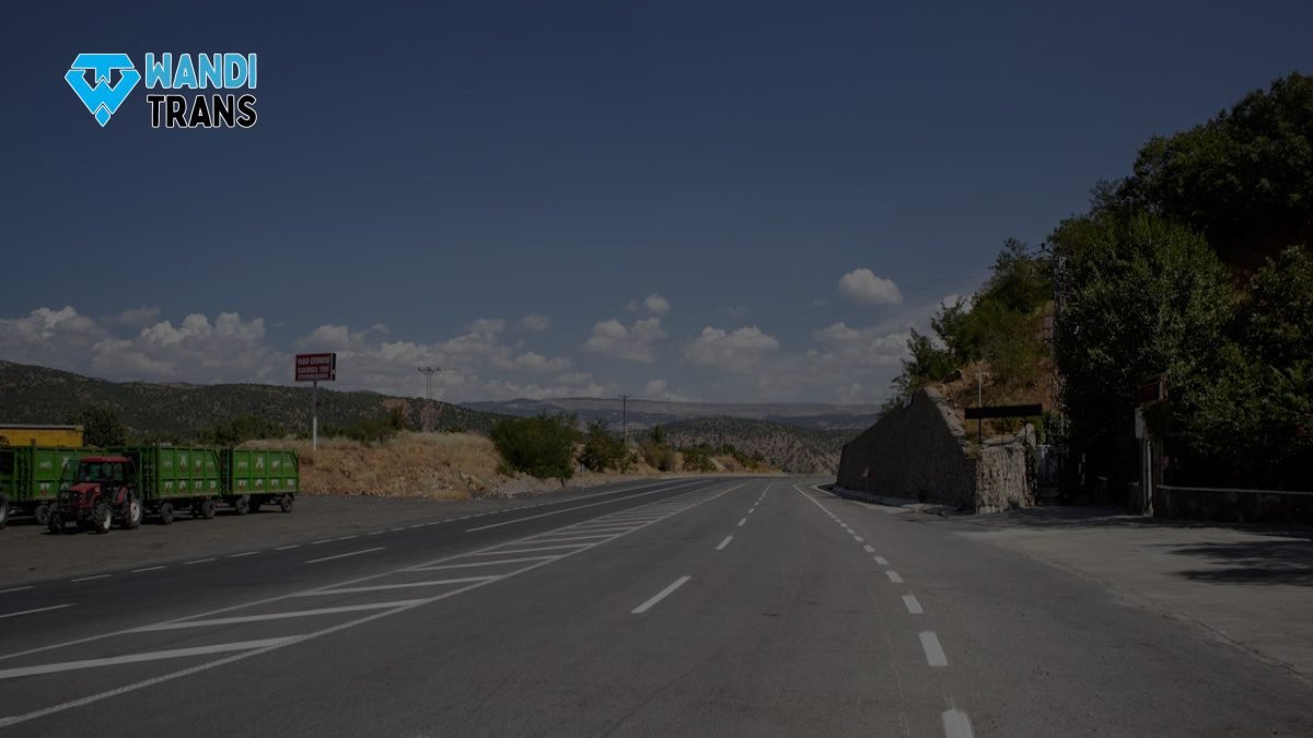 Seni Menawar Harga Sewa Hiace: Realita Pahit & Solusi Praktis