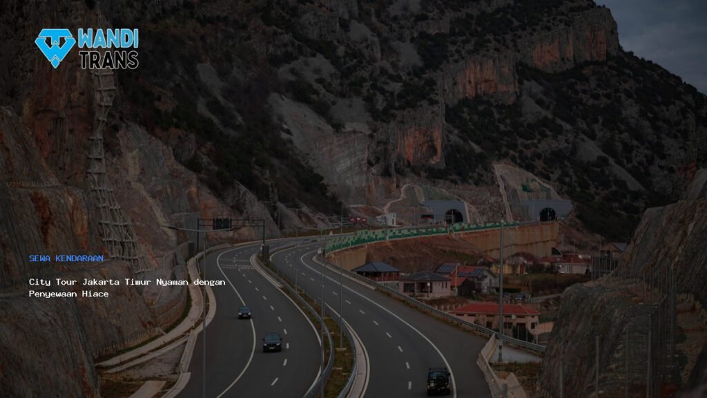 City Tour Jakarta Timur Nyaman dengan Penyewaan Hiace